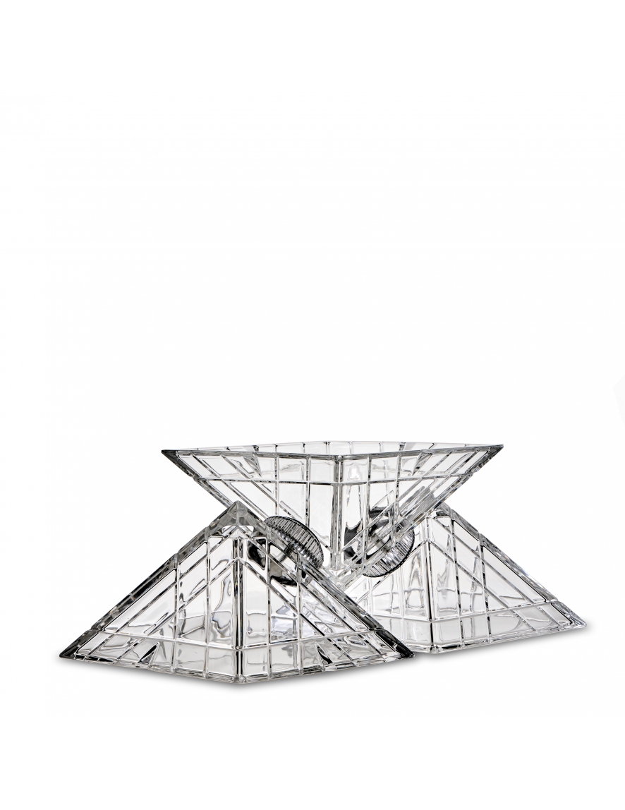 Pyramidion centrotavola 2
