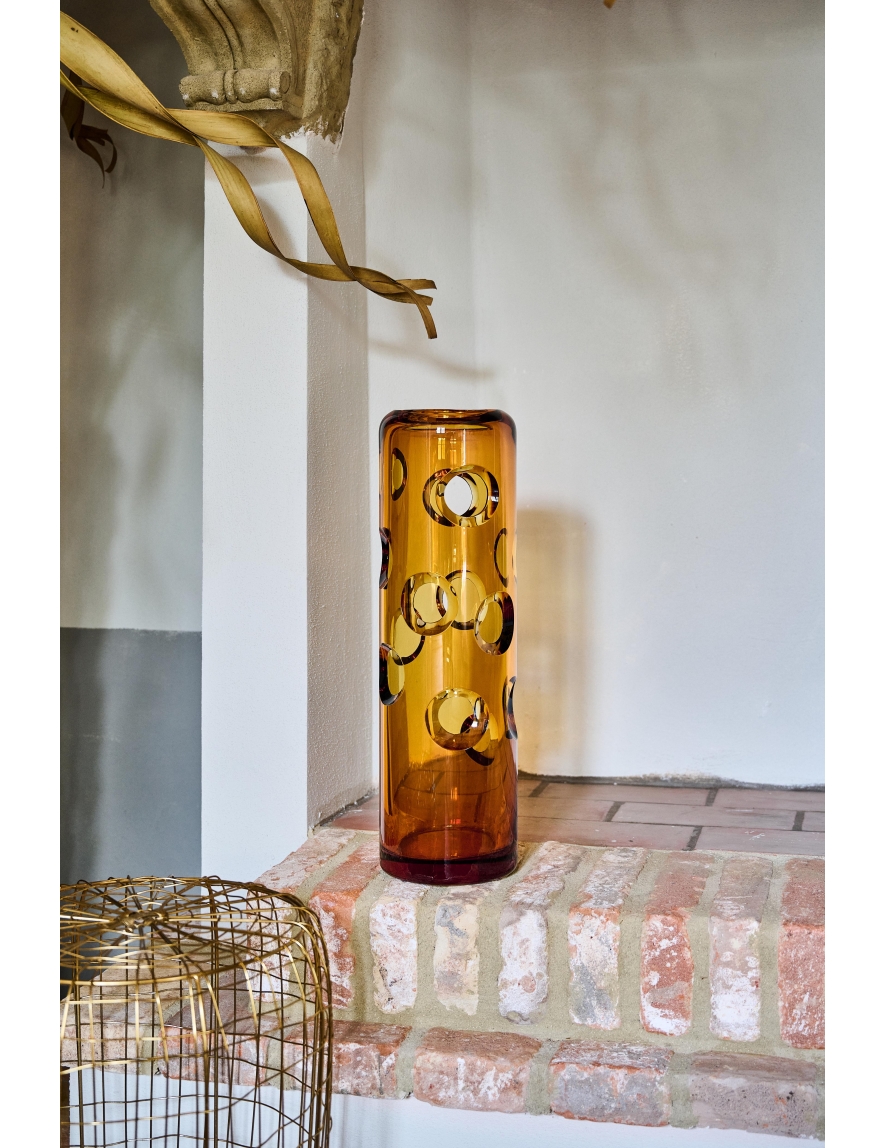 Wind Holes vase 2