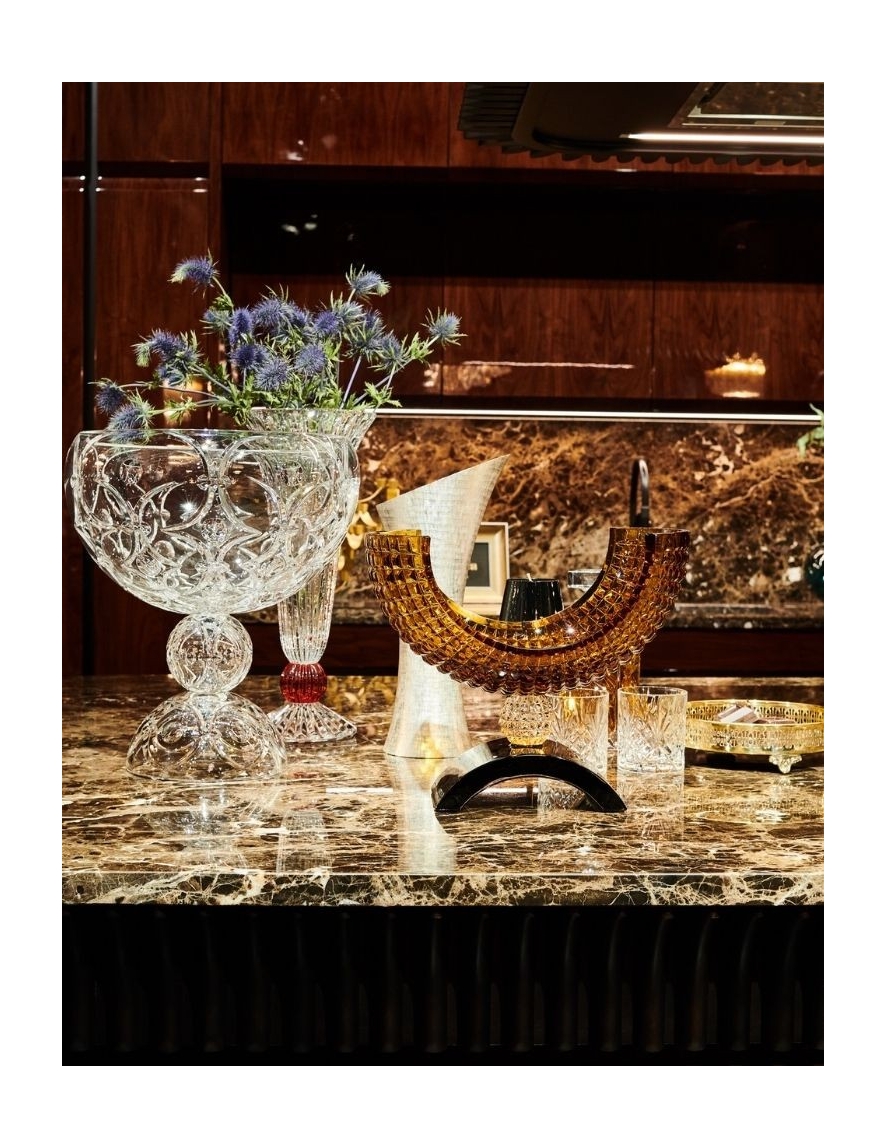 Luxe, the collection of luxury centerpieces